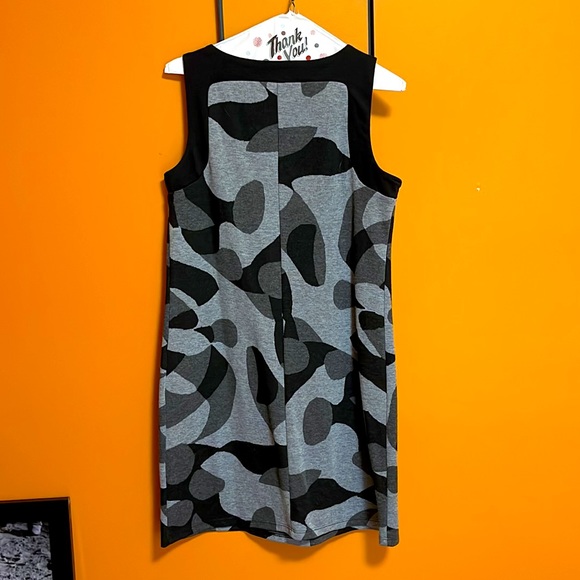 Cute stretchy pull over dress - Picture 2 of 3